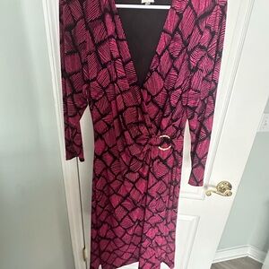 Anne Klein Pink and Black Geometric Long Sleeve Dress